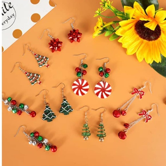 5/$25 Stocking Stuffer Sale Christmas Earrings ROSE GOLD SANTA Christmas Earring - Picture 6 of 7